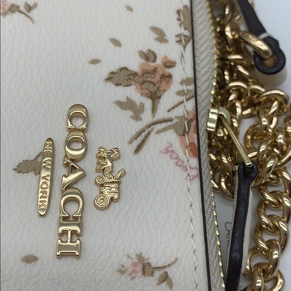 COACH ZIP TOP CROSSBODY WITH ROSE BOUQUET PRINT - Picture 10 of 16